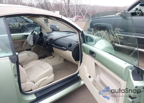 2009 Volkswagen New Beetle 2.5L z USA, uszkodzony, nr VIN 3VWRF31Y19M400670